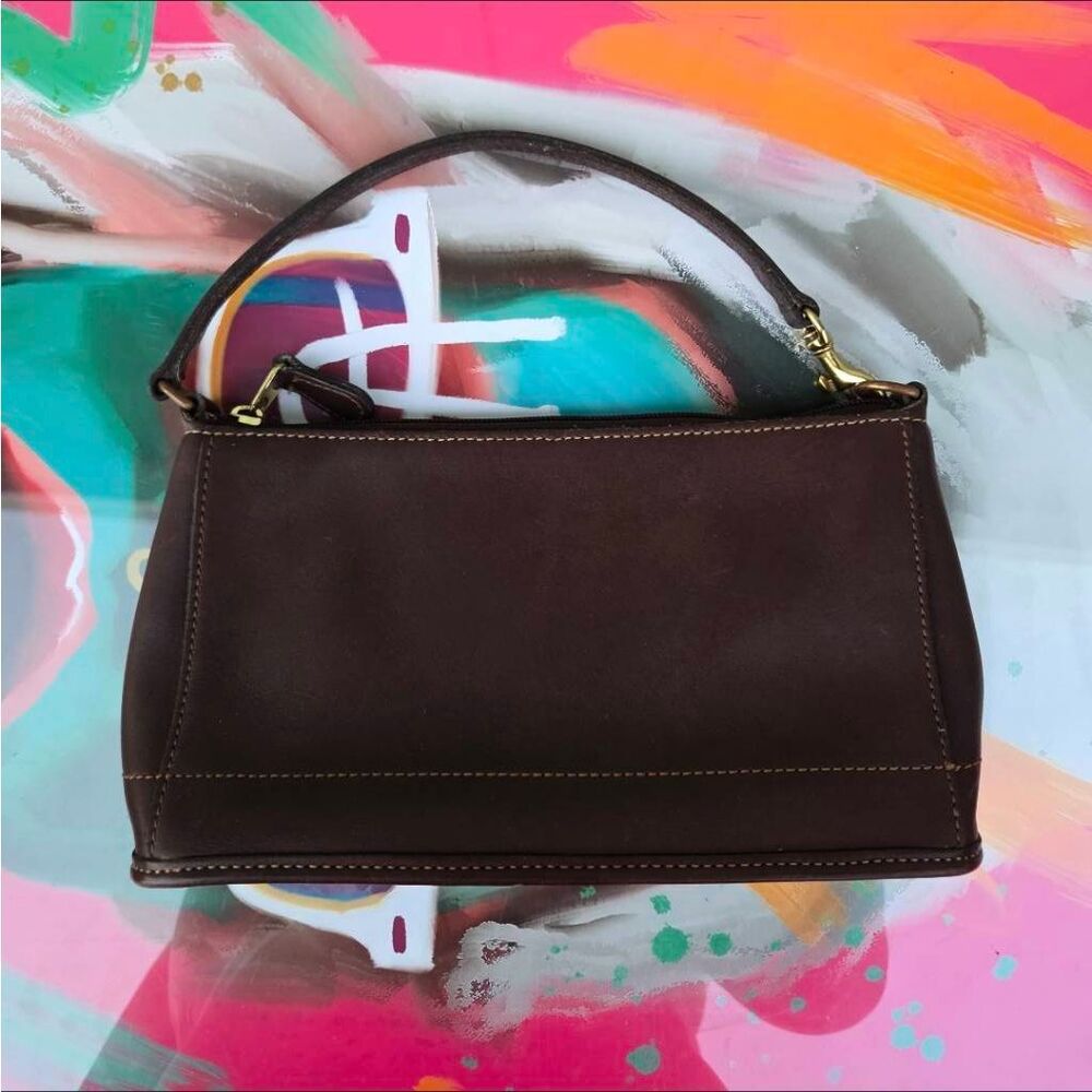 Vintage Coach Bleeker Dark Brown Leather Demi Shoulder Bag. #9311